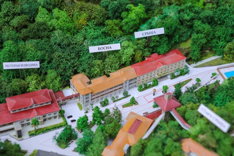 Maketa kompleksa Specijalne bolnice za rehabilitaciju ''Ribarska banja''